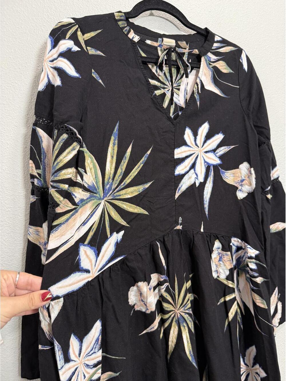 Roxy Lombok Waterfall V-neck Mini Dress - Women's Medium - Picture 4 of 8